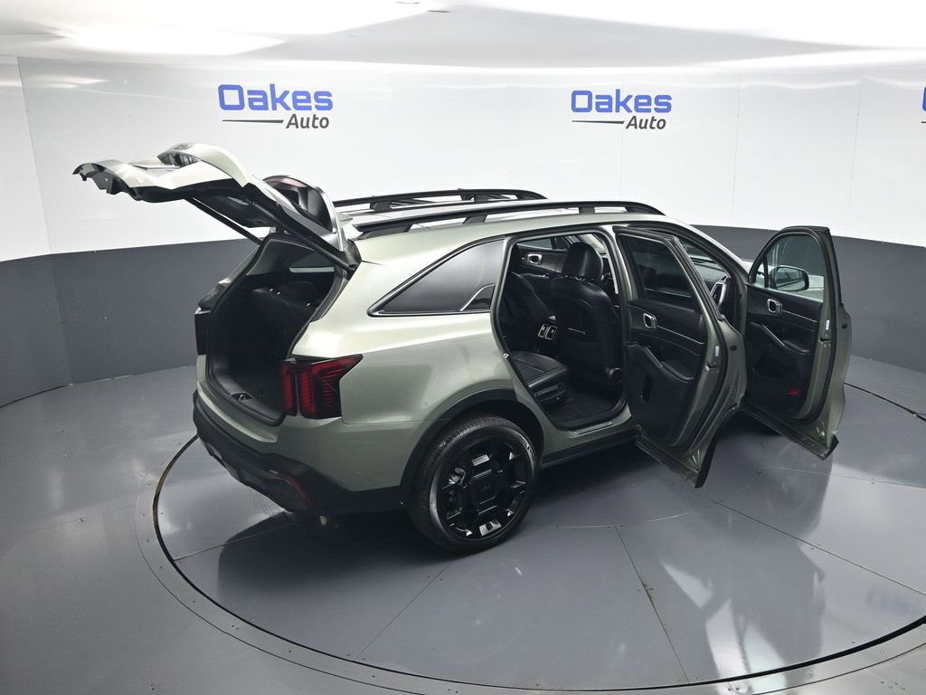 Used 2025 Kia Sorento SX AWD/4WD image 62