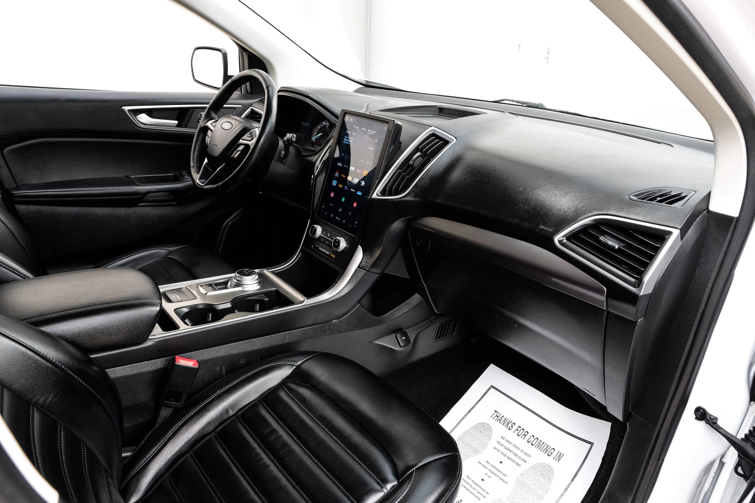 Used 2024 Ford Edge SEL image 21