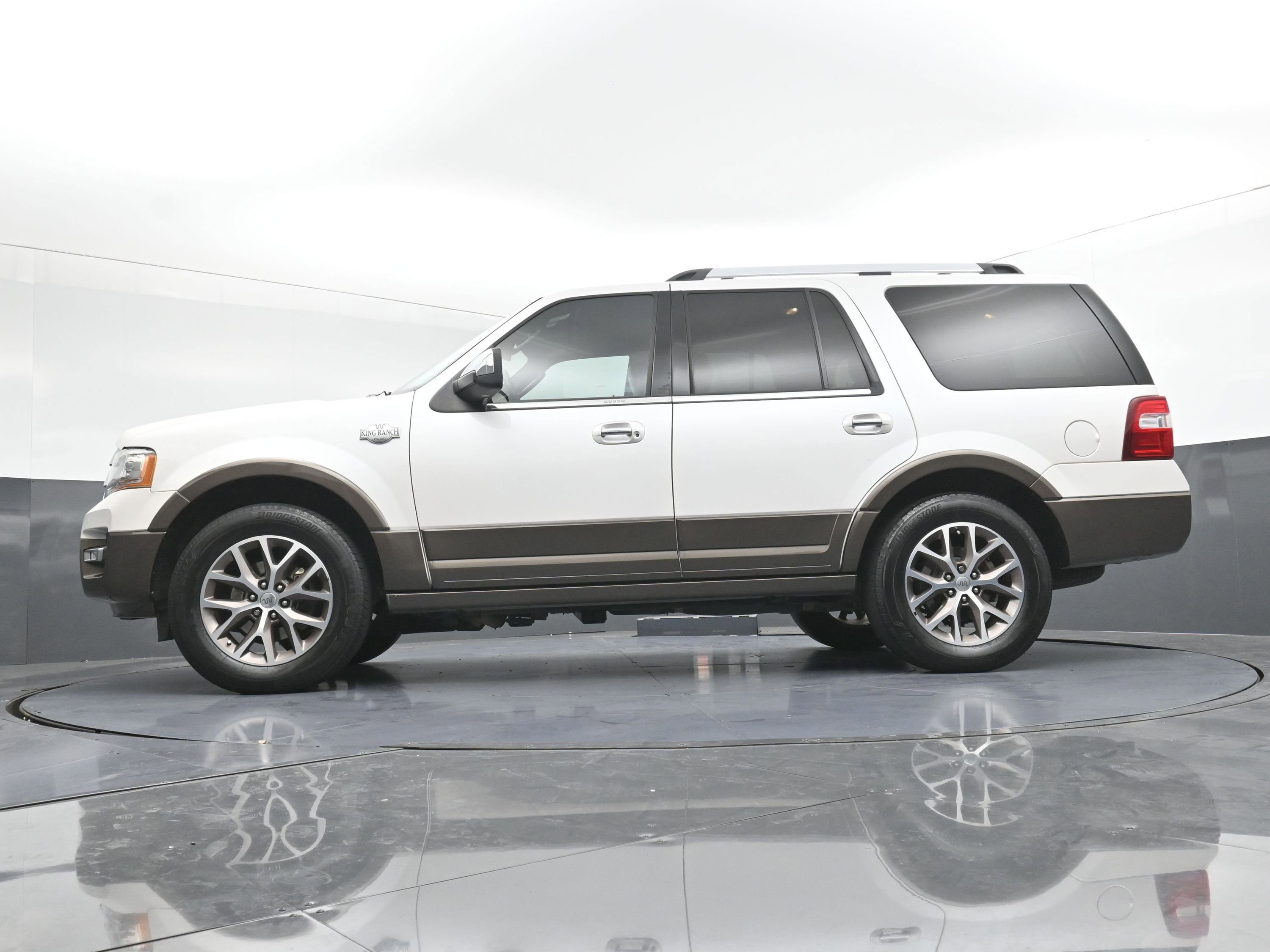Used 2016 Ford Expedition King Ranch image 30