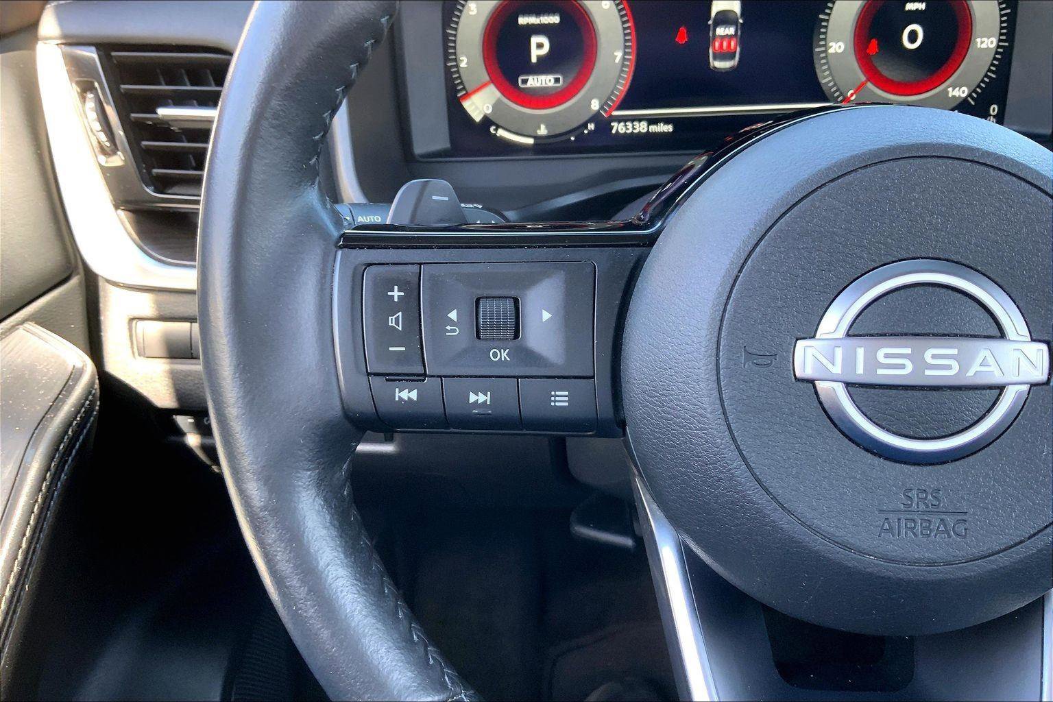 Used 2023 Nissan Rogue Platinum w/ Platinum Premium Package image 17