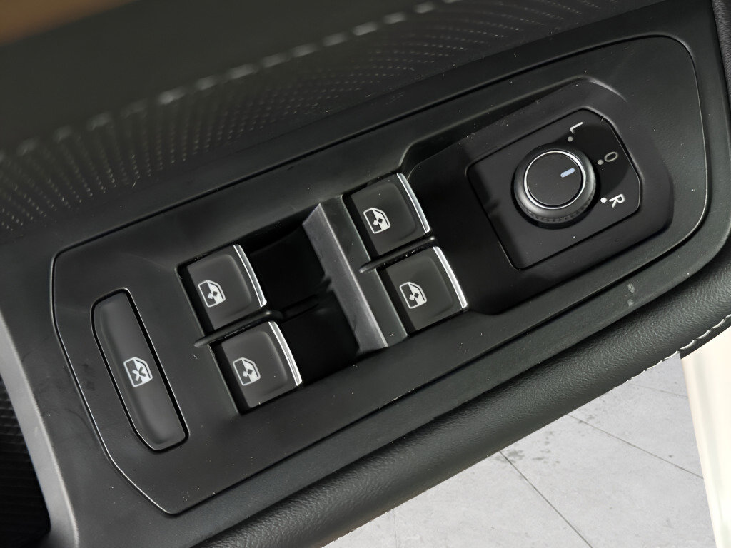 New 2026 Volkswagen Atlas SE image 22