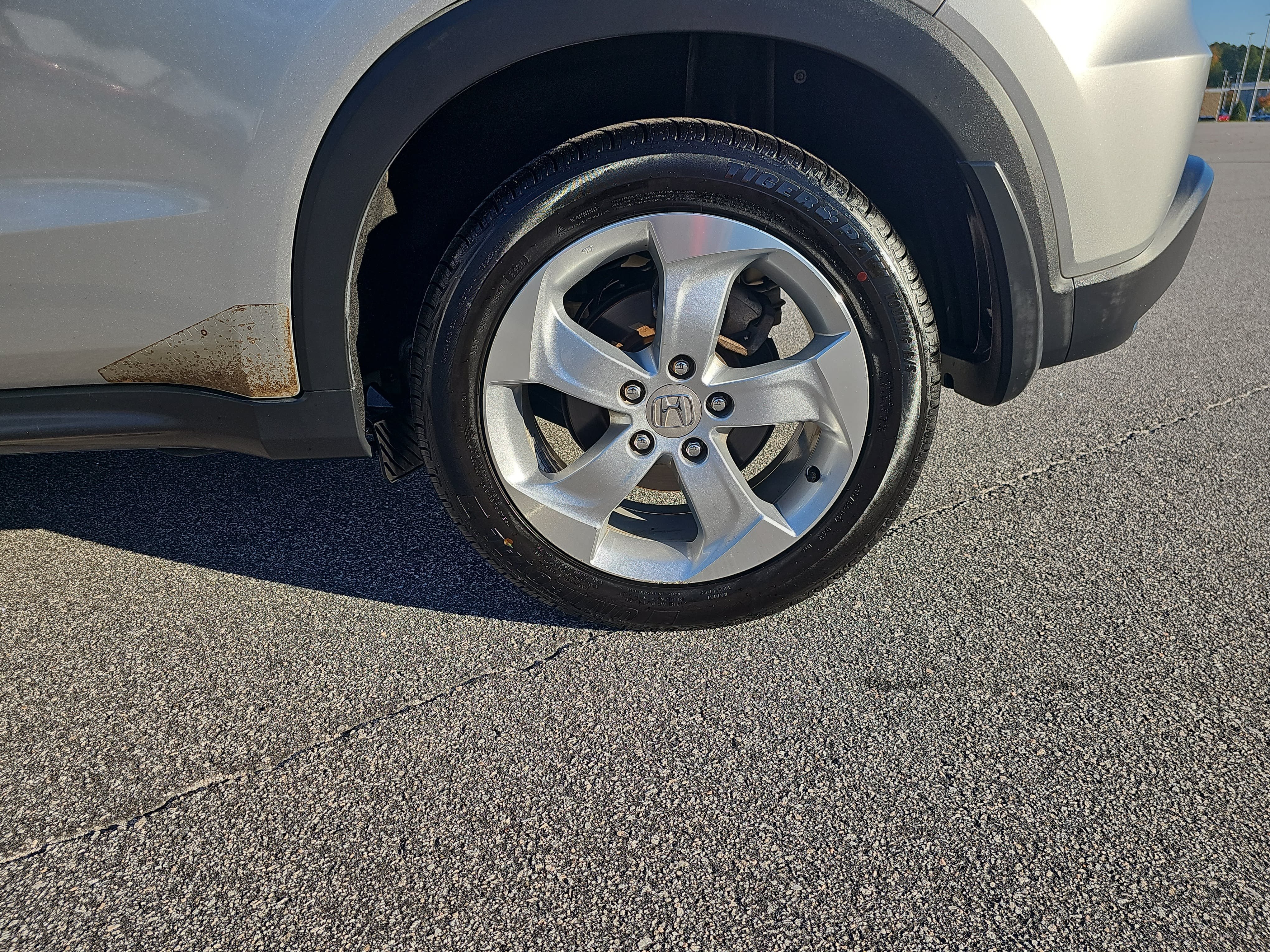 Used 2016 Honda HR-V LX image 32