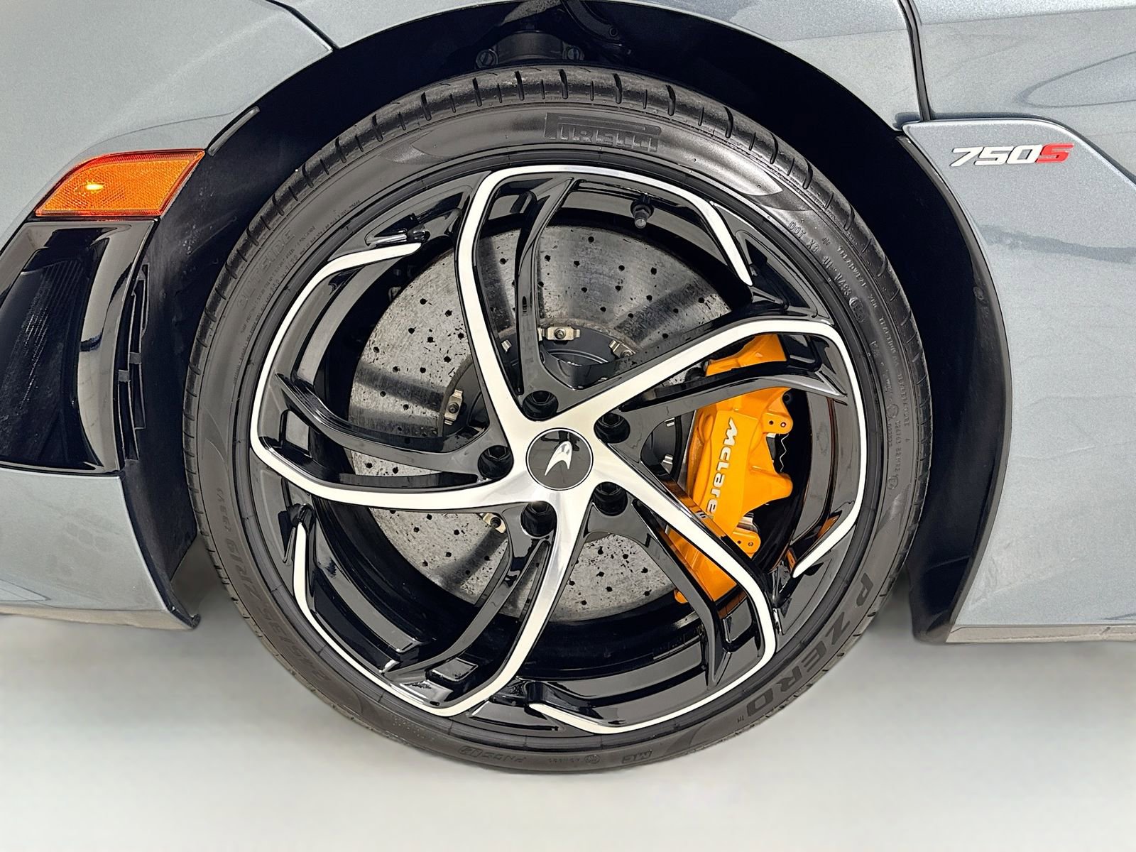 Used 2024 McLaren 750S image 9