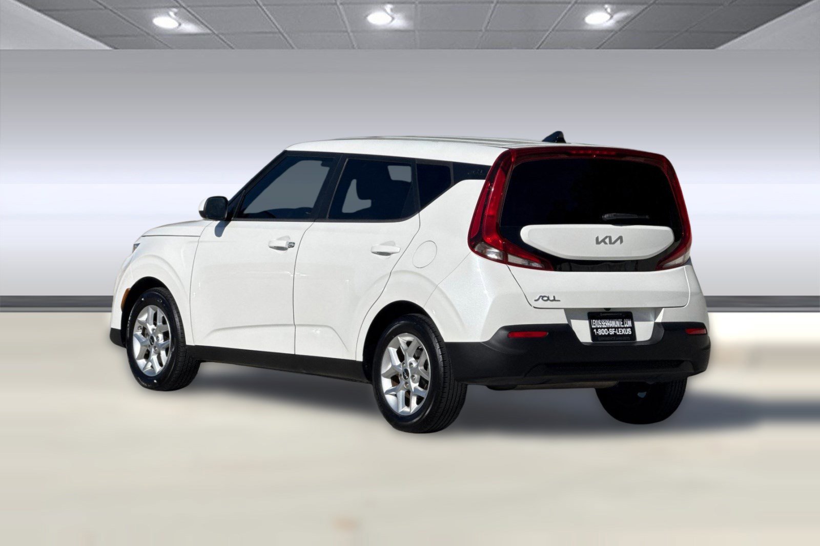 Used 2022 Kia Soul LX w/ Technology Package image 3