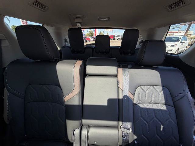 New 2026 Nissan Pathfinder Platinum w/ Cargo Package FWD image 10