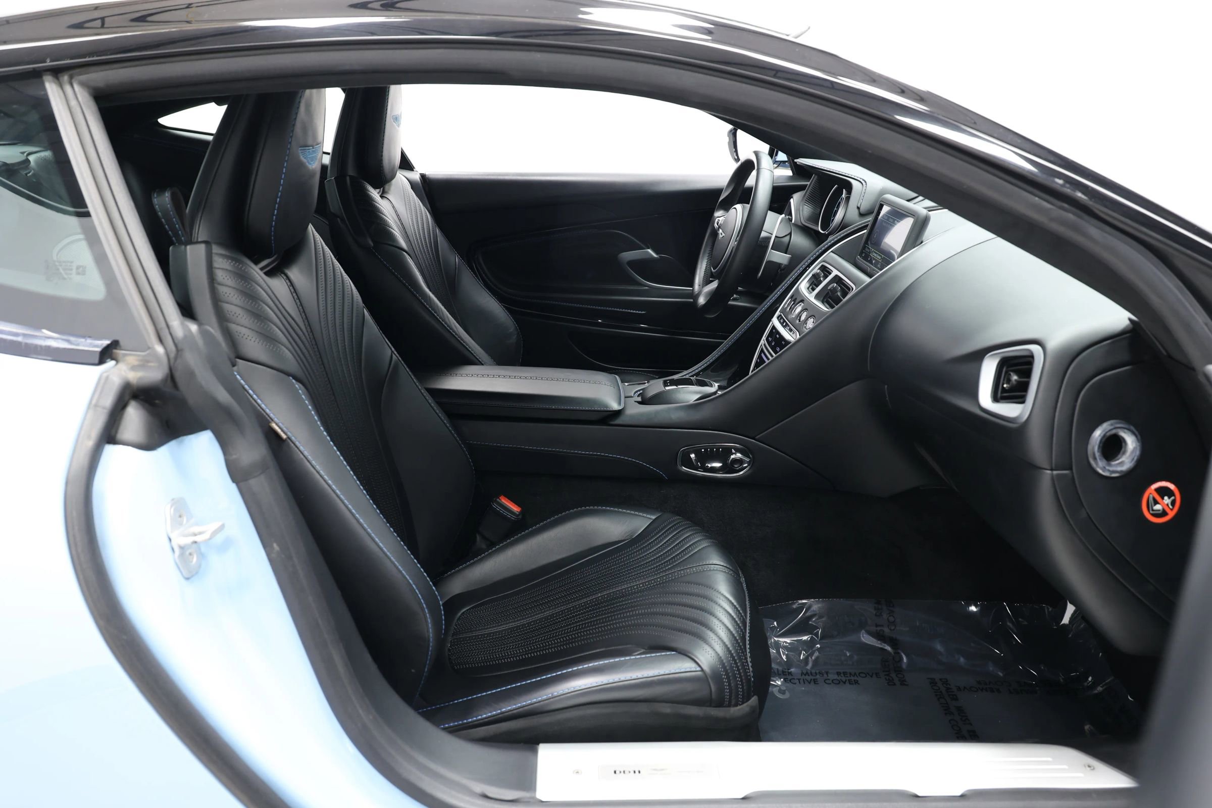 Used 2018 Aston Martin DB11 V12 image 78