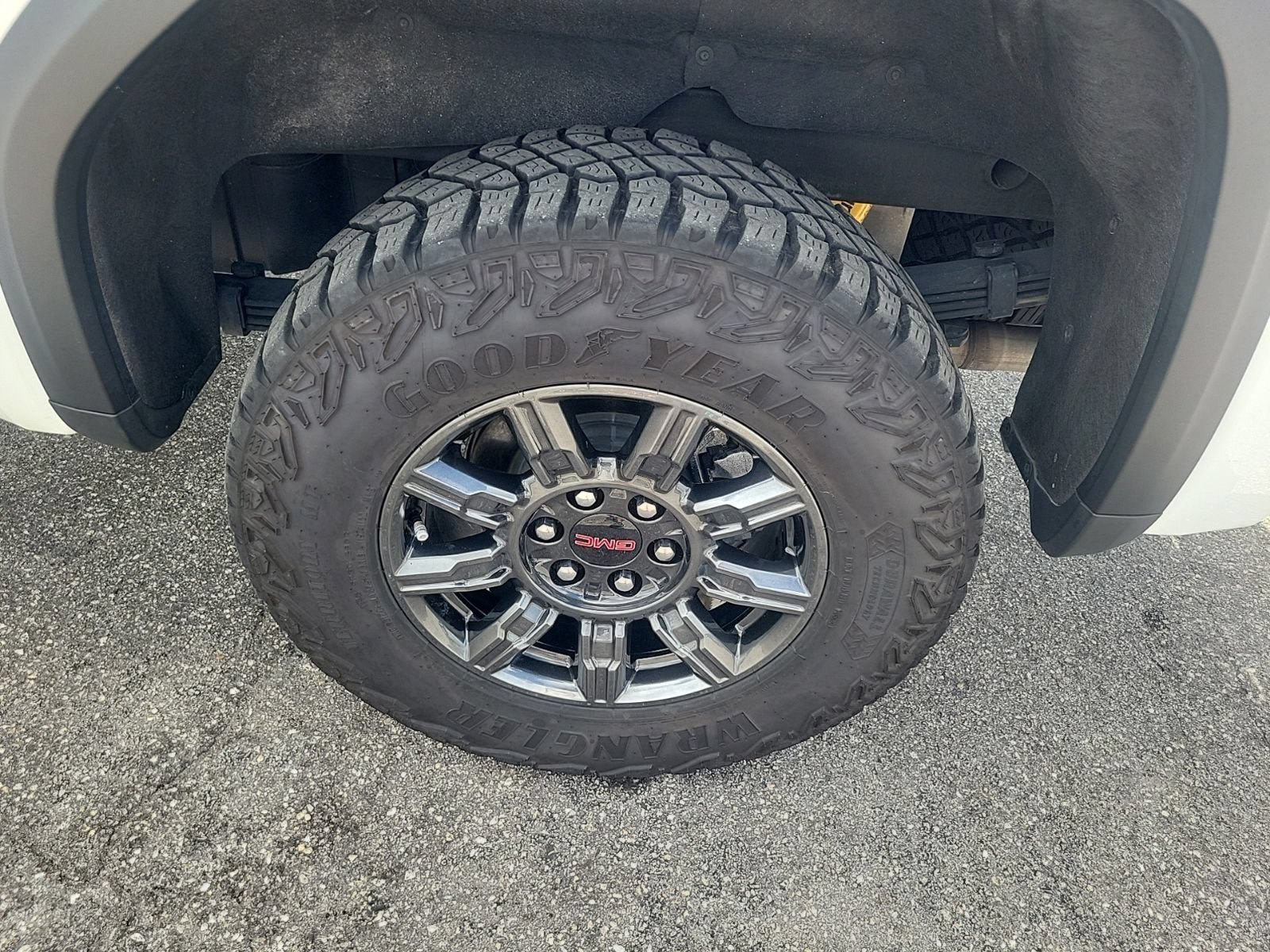 Certified 2024 GMC Sierra 1500 AT4X AWD/4WD image 11