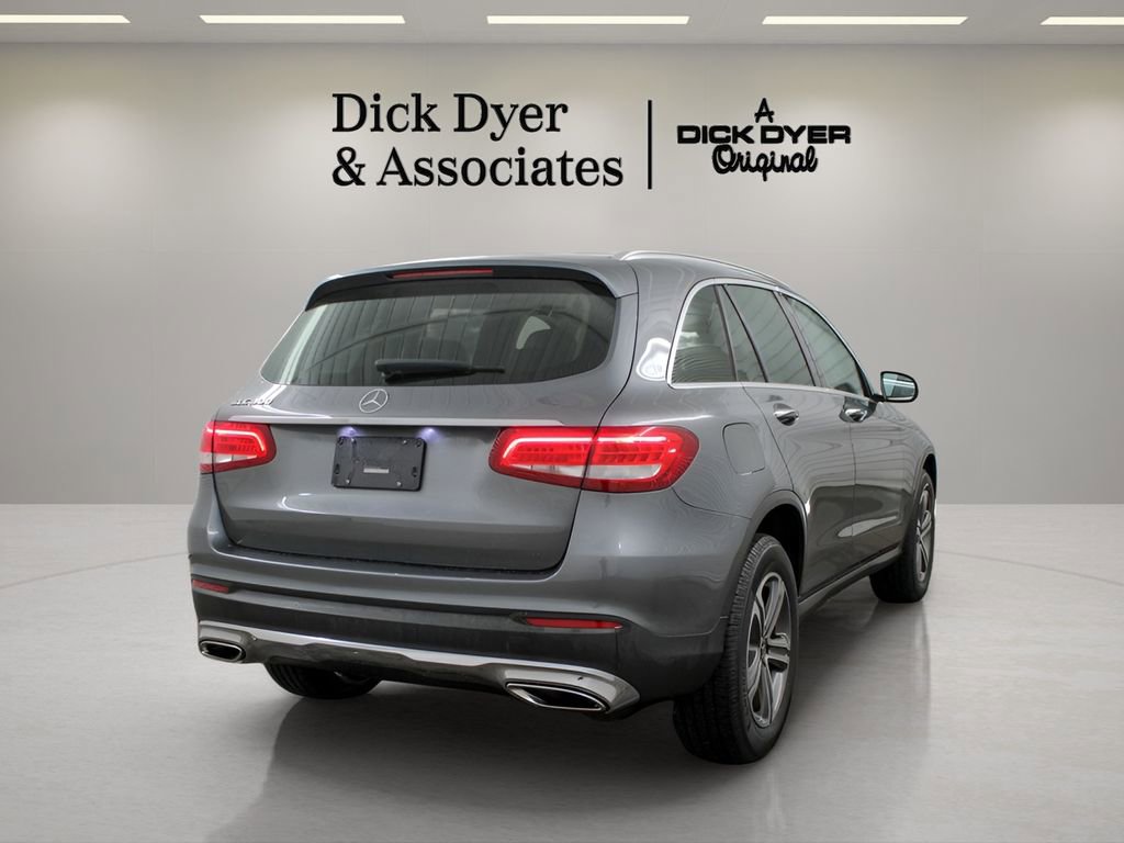 Used 2019 Mercedes-Benz GLC 300 image 2
