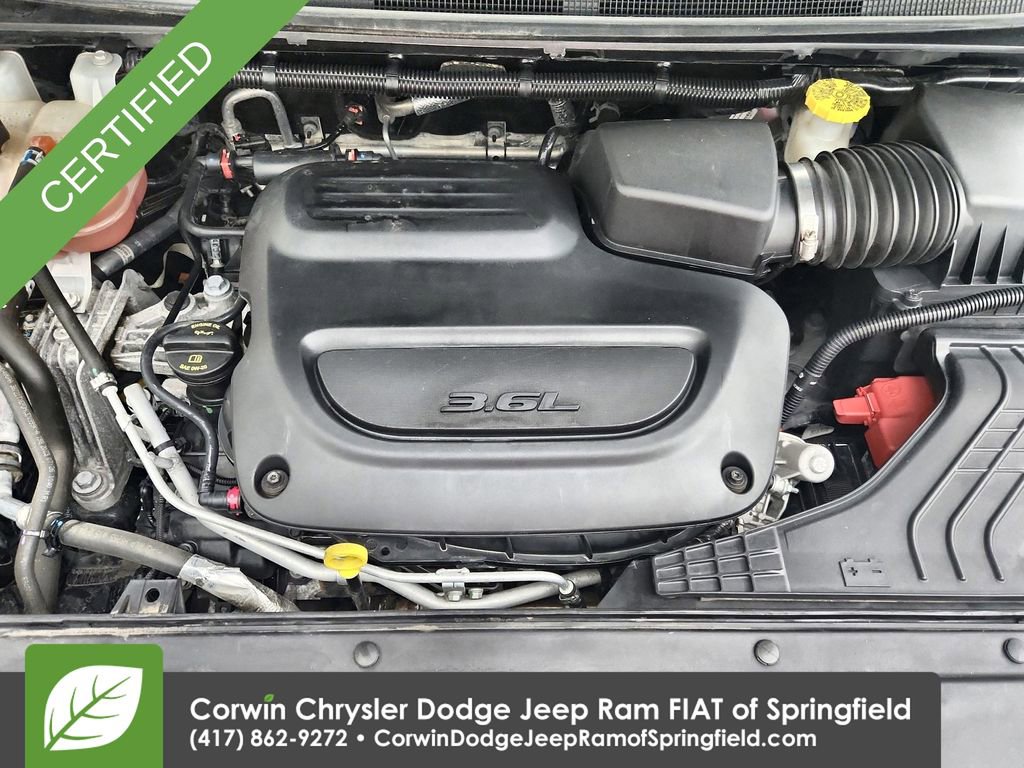 Certified 2023 Chrysler Pacifica Touring-L FWD image 33
