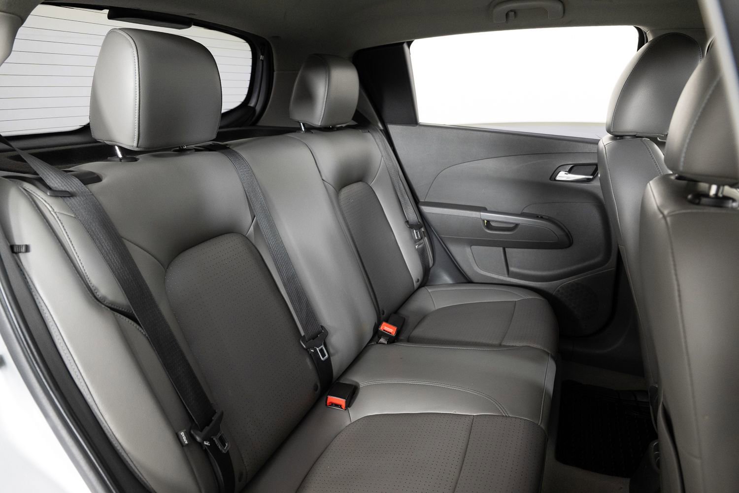 Used 2015 Chevrolet Sonic LTZ image 23