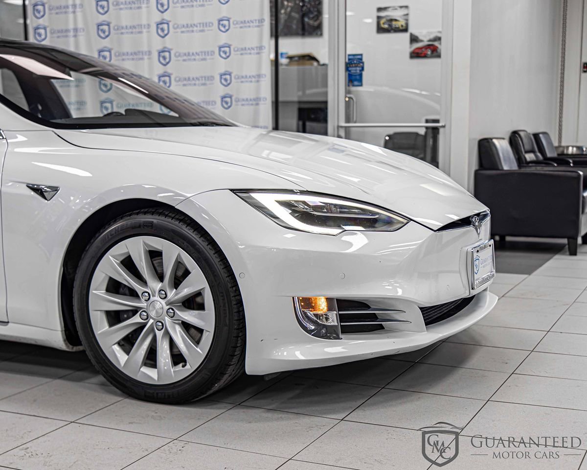 Used 2019 Tesla Model S 100D AWD/4WD image 4