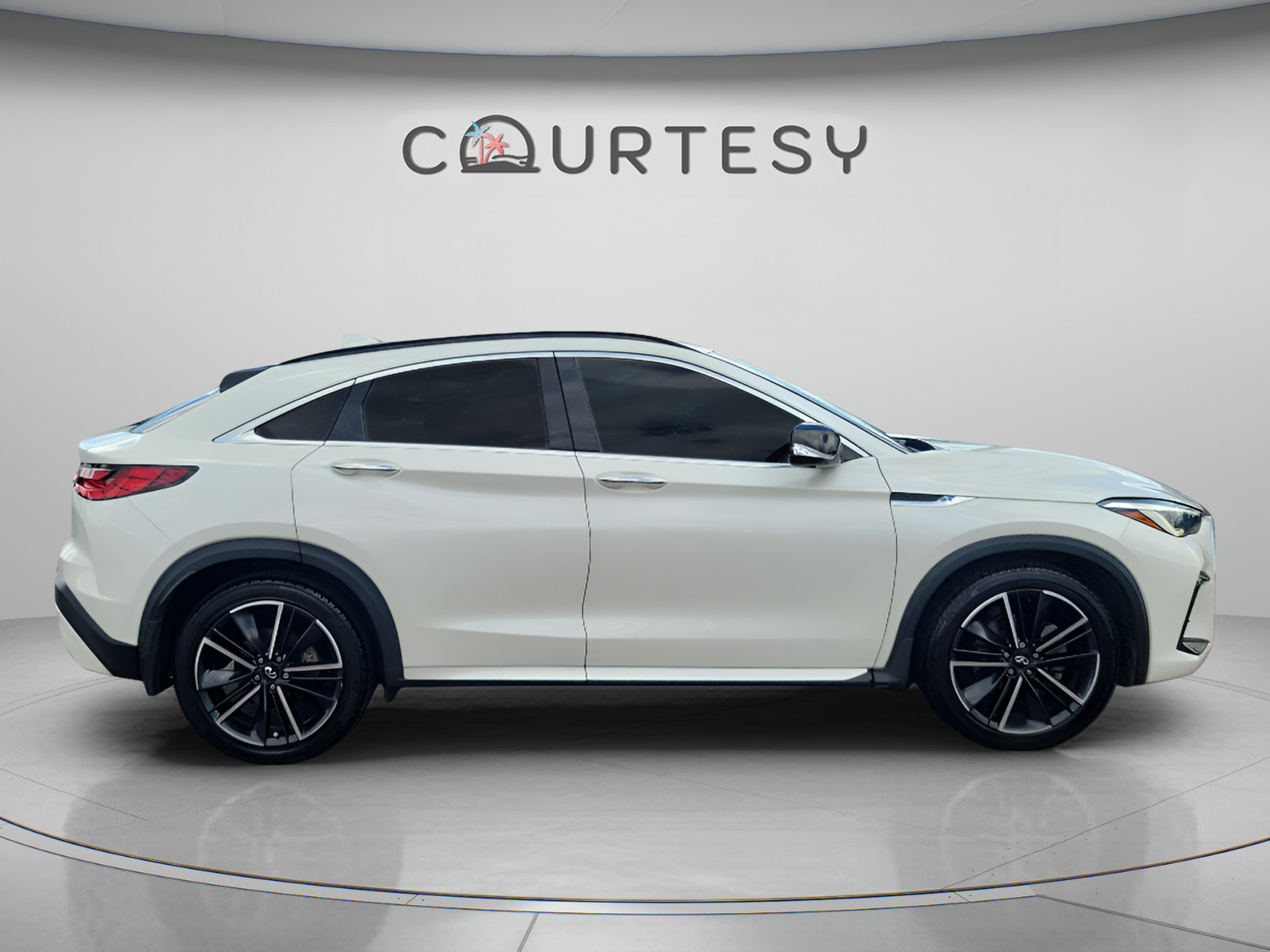 Used 2022 INFINITI QX55 Essential w/ Proactive Package AWD/4WD image 6