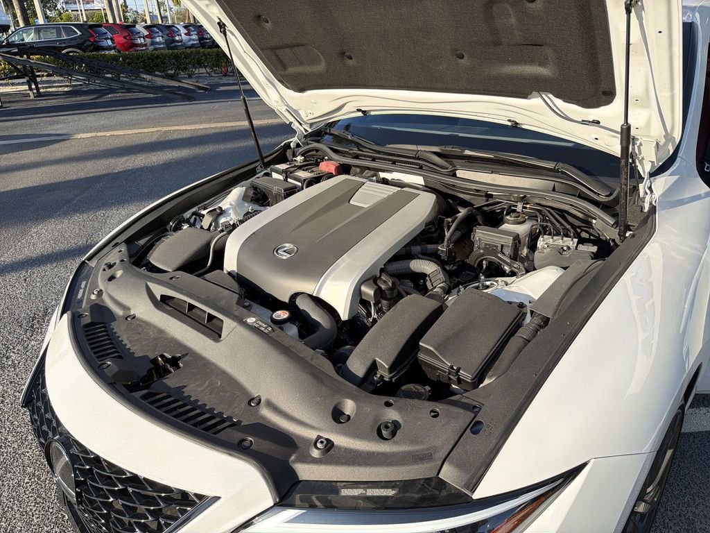 Used 2025 Lexus IS 350 F Sport image 29