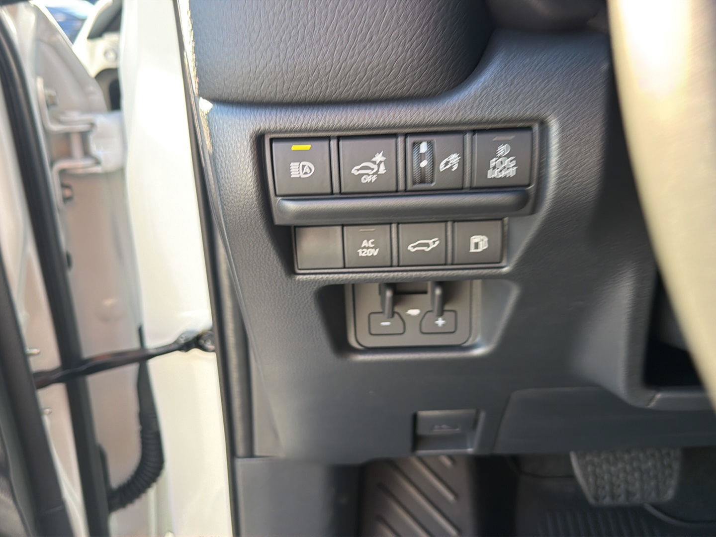 New 2027 Toyota Land Cruiser w/ Premium Package AWD/4WD image 20