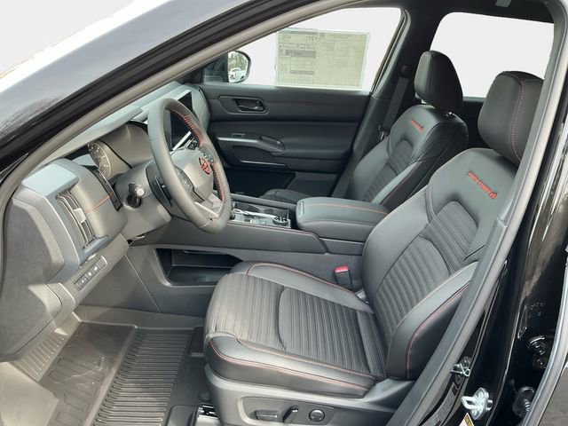 New 2026 Nissan Pathfinder SV image 10