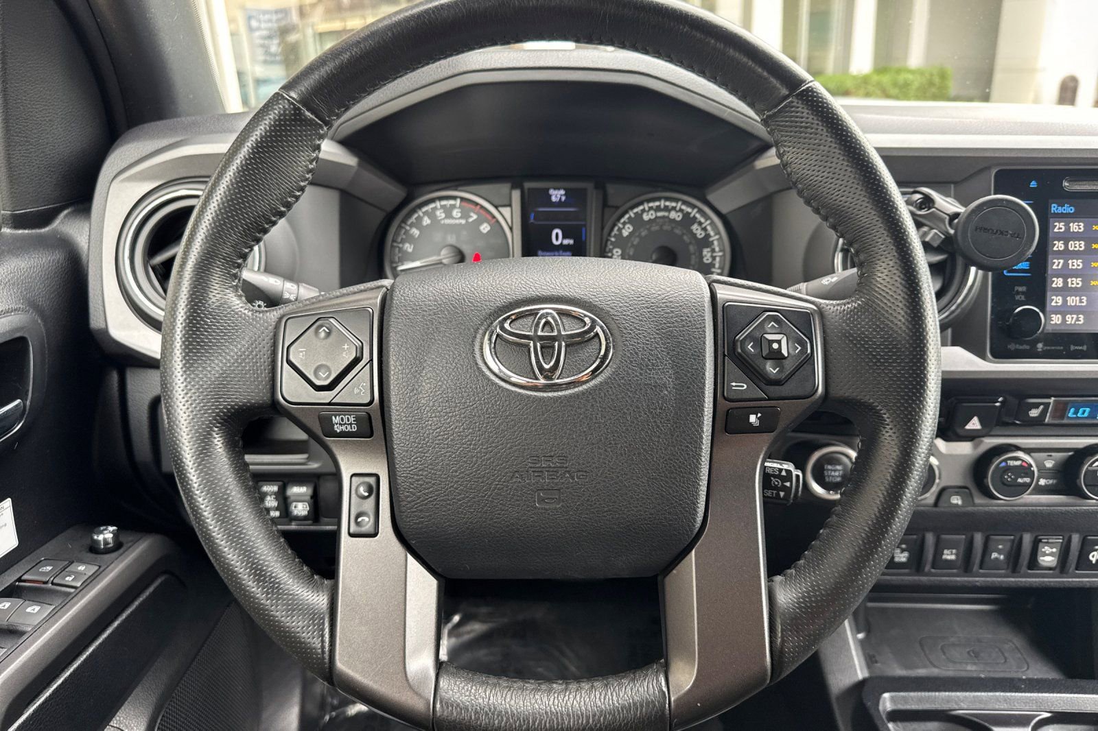 Used 2017 Toyota Tacoma TRD Pro image 23