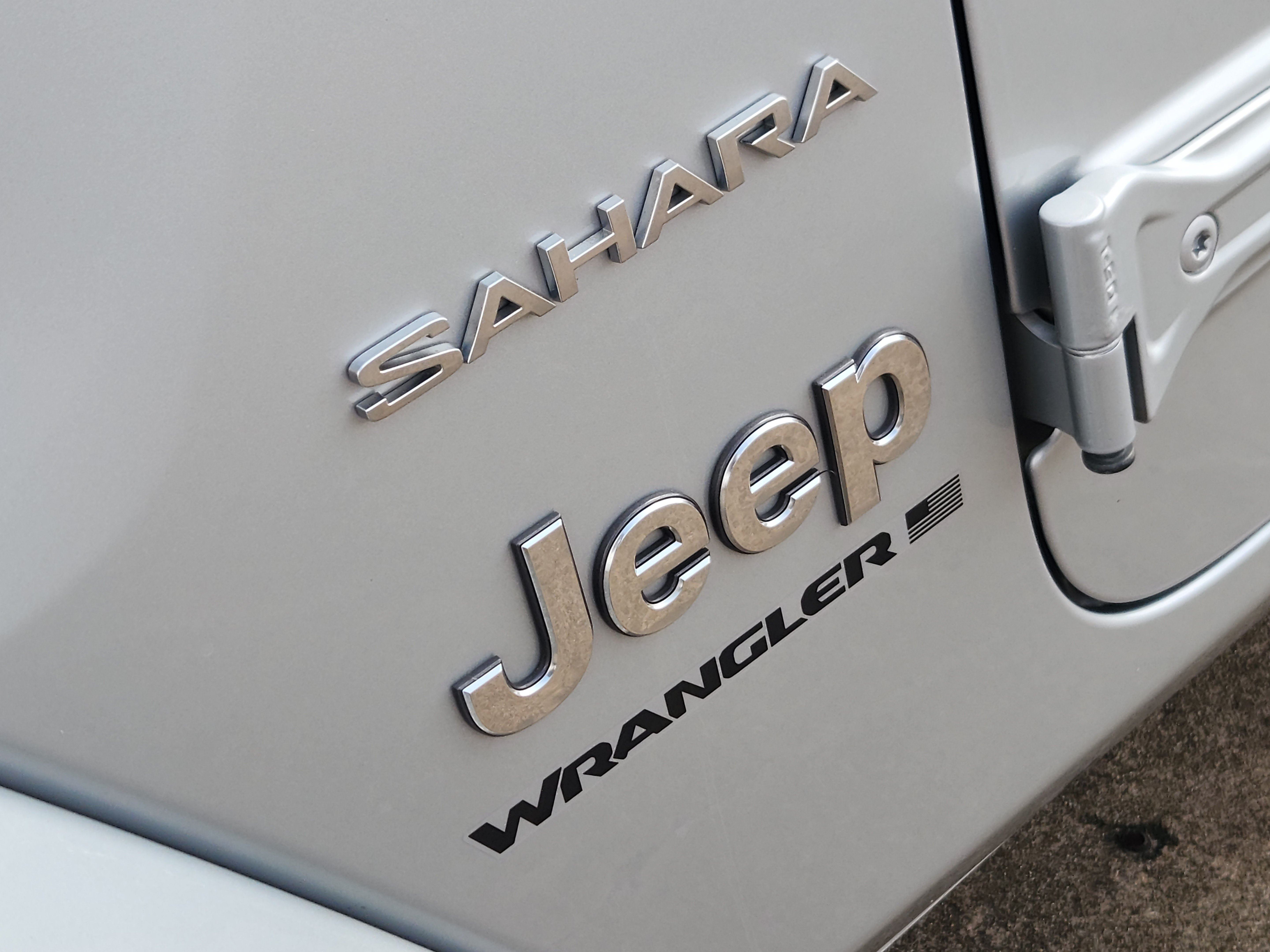 Used 2024 Jeep Wrangler Unlimited Sahara AWD/4WD image 12