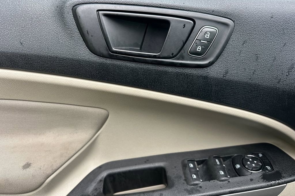 Used 2020 Ford EcoSport S image 7