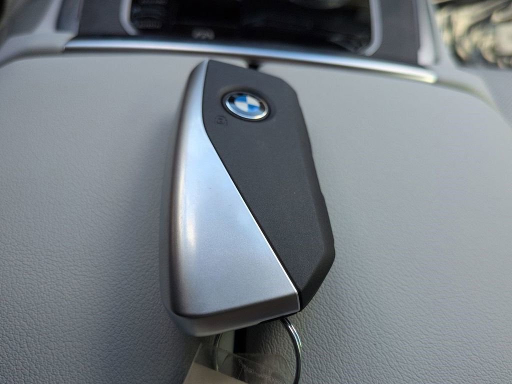 New 2026 BMW X5 sDrive40i w/ Climate Comfort Package image 29