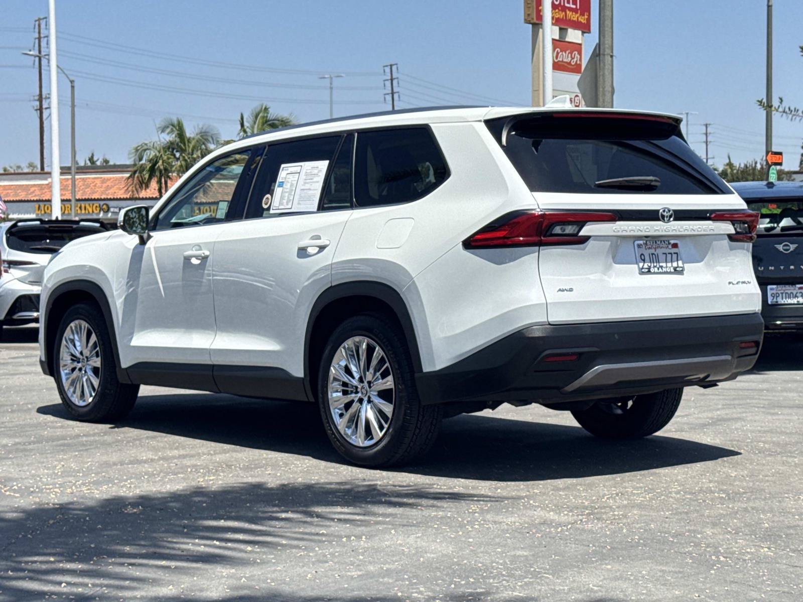 Used 2024 Toyota Grand Highlander AWD image 7