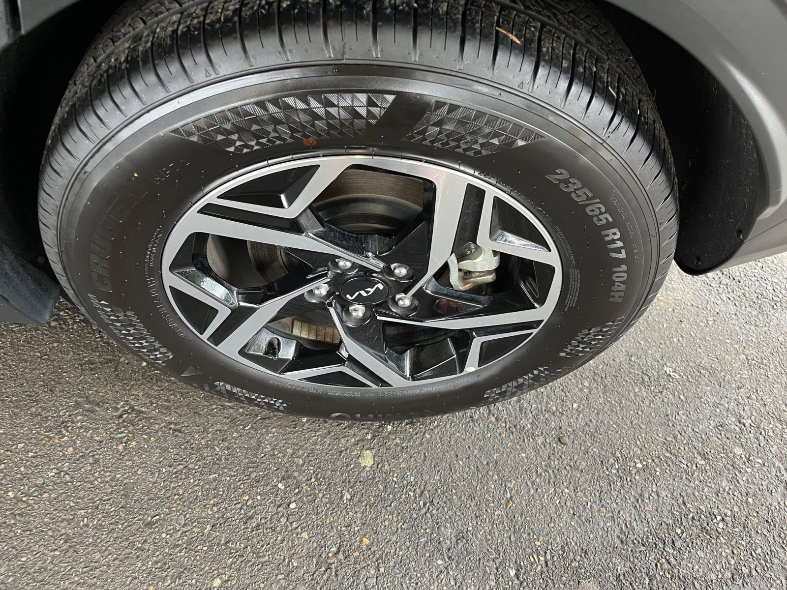 Used 2025 Kia Sportage LX image 30