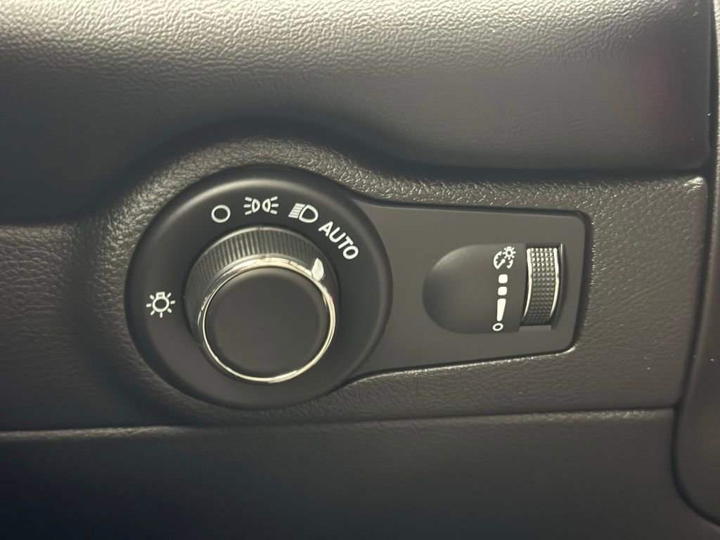 Used 2023 Dodge Durango GT AWD/4WD image 20
