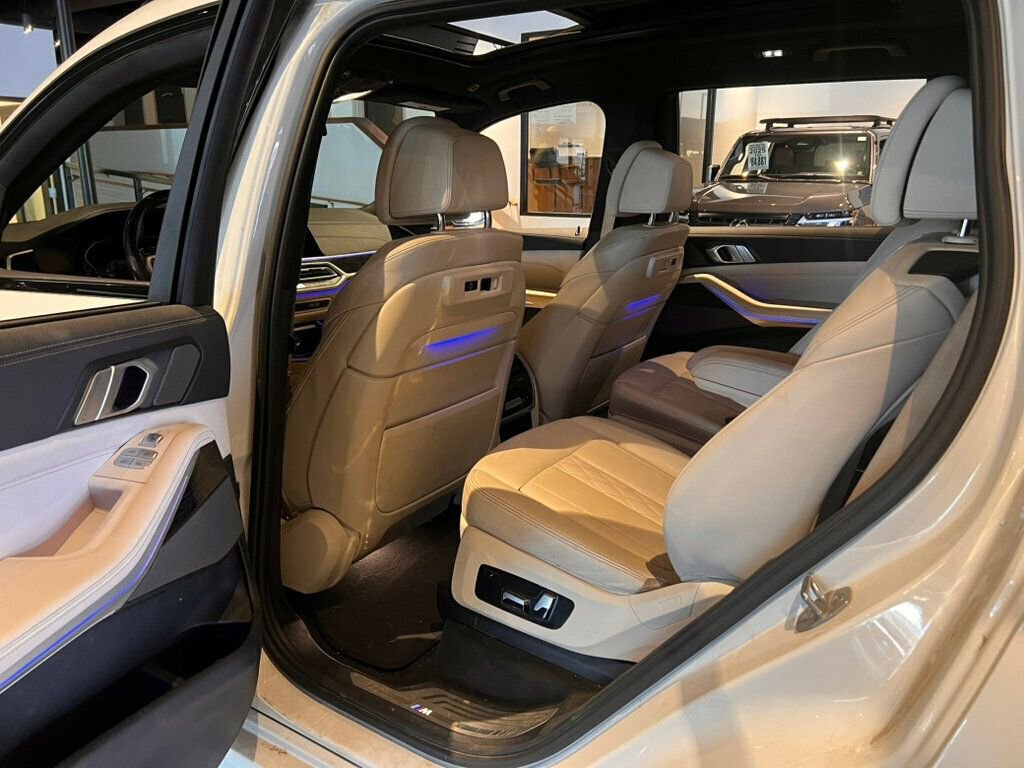 Used 2021 BMW X7 xDrive40i w/ M Sport Package image 11