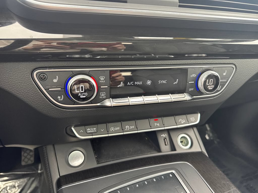 Used 2018 Audi Q5 Prestige AWD/4WD image 24