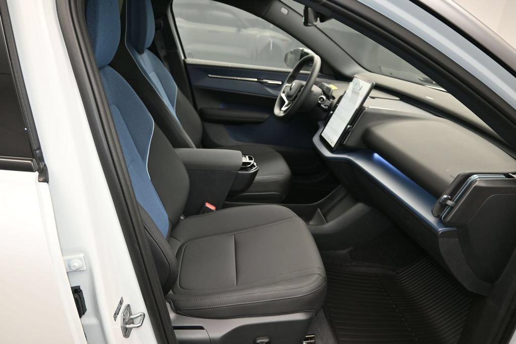 New 2026 Volvo EX30 Plus w/ Protection Package Premier AWD/4WD image 19