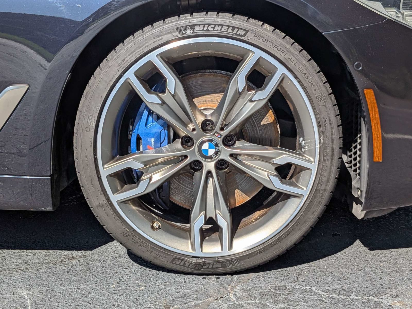 Used 2020 BMW M550i xDrive AWD/4WD image 10