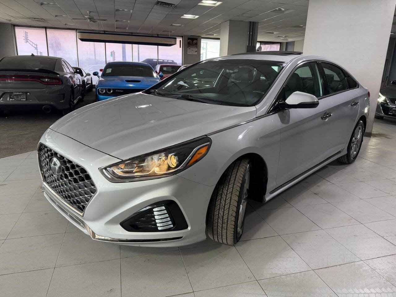 Used 2019 Hyundai Sonata Sport w/ Tech Package 03 image 4