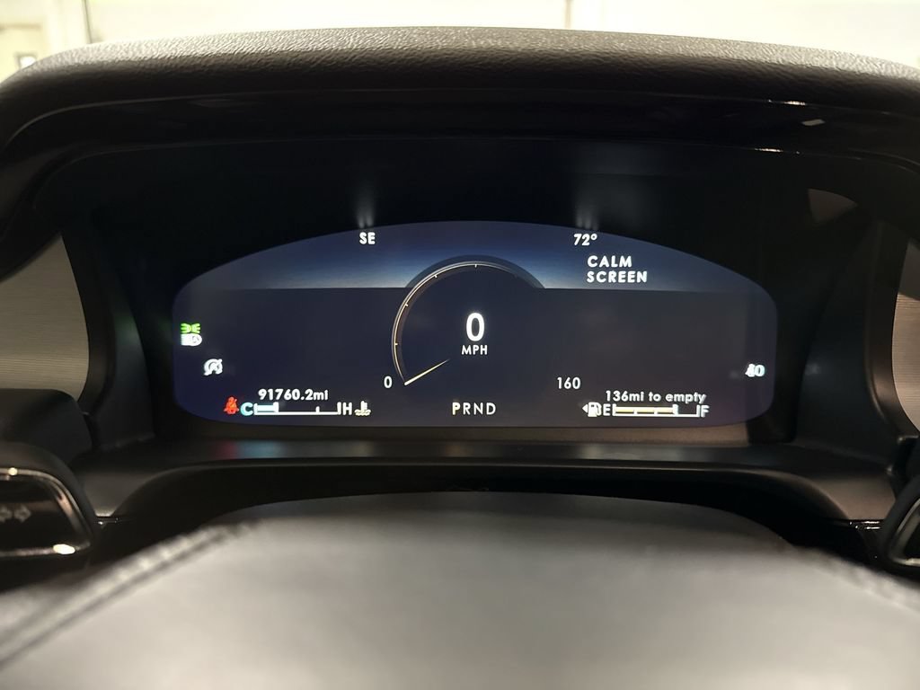 Used 2023 Lincoln Aviator AWD image 12