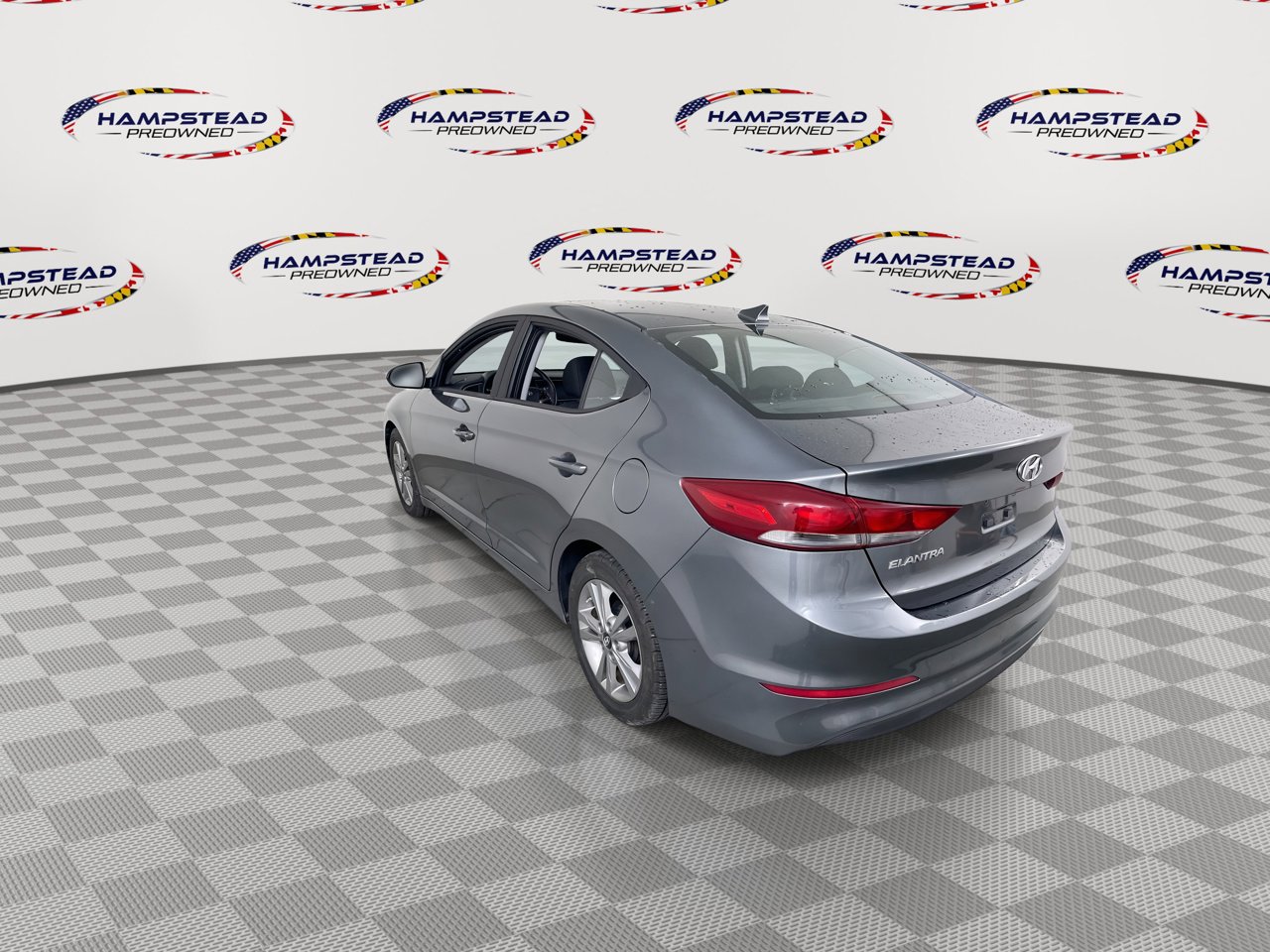 Used 2017 Hyundai Elantra Value Edition w/ Cargo Package FWD image 6
