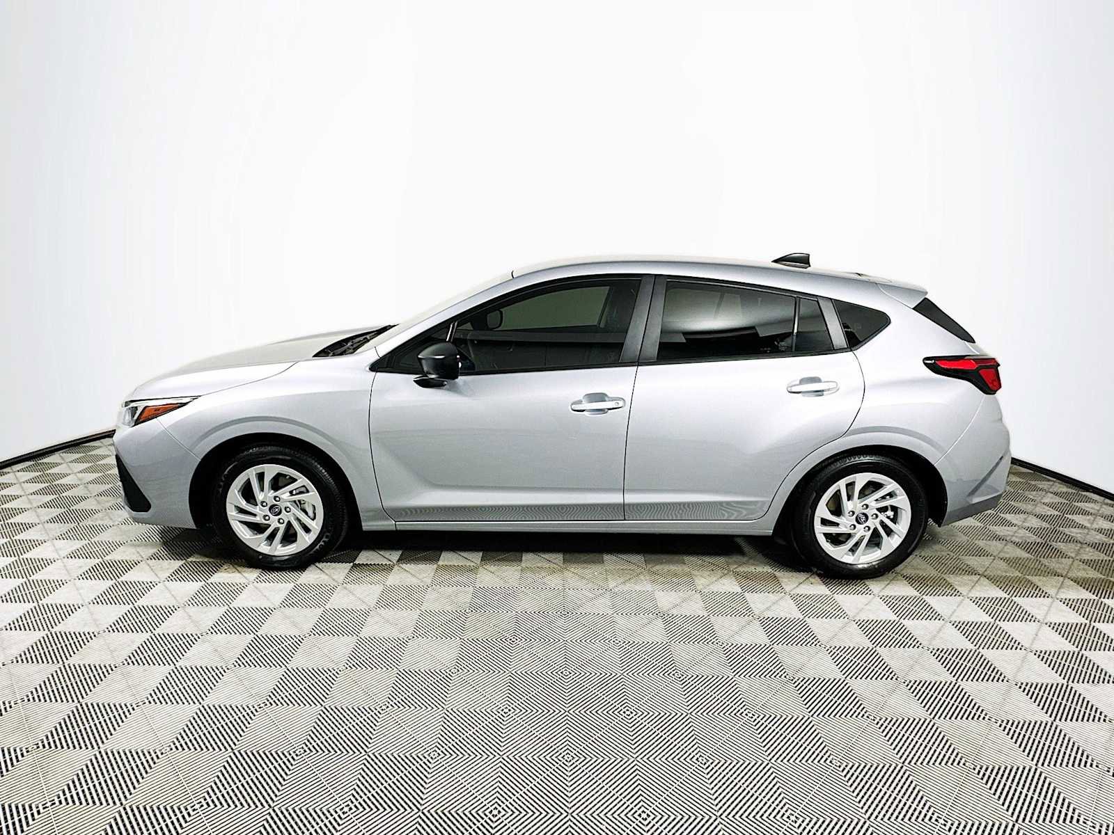 New 2025 Subaru Impreza 2.0i w/ Popular Package #1A image 4