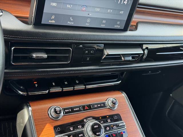 Used 2020 Lincoln Aviator Reserve w/ Equipment Group 201A AWD/4WD image 17