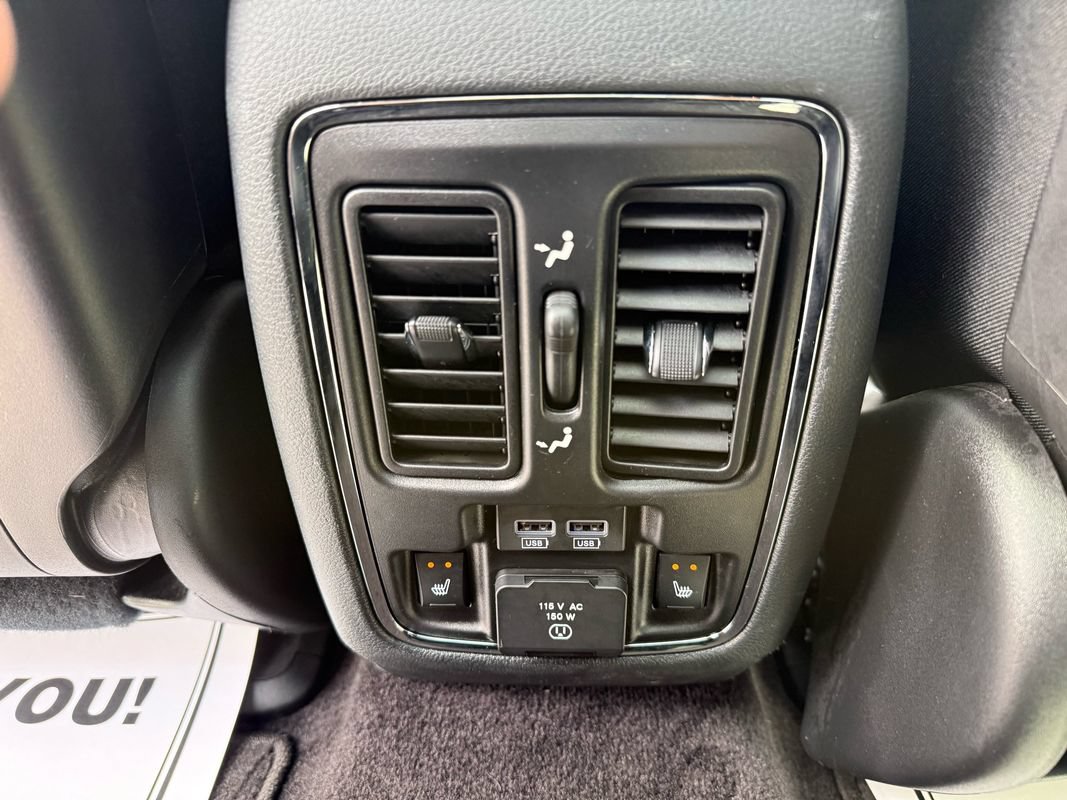 Used 2018 Jeep Grand Cherokee Overland AWD/4WD image 9