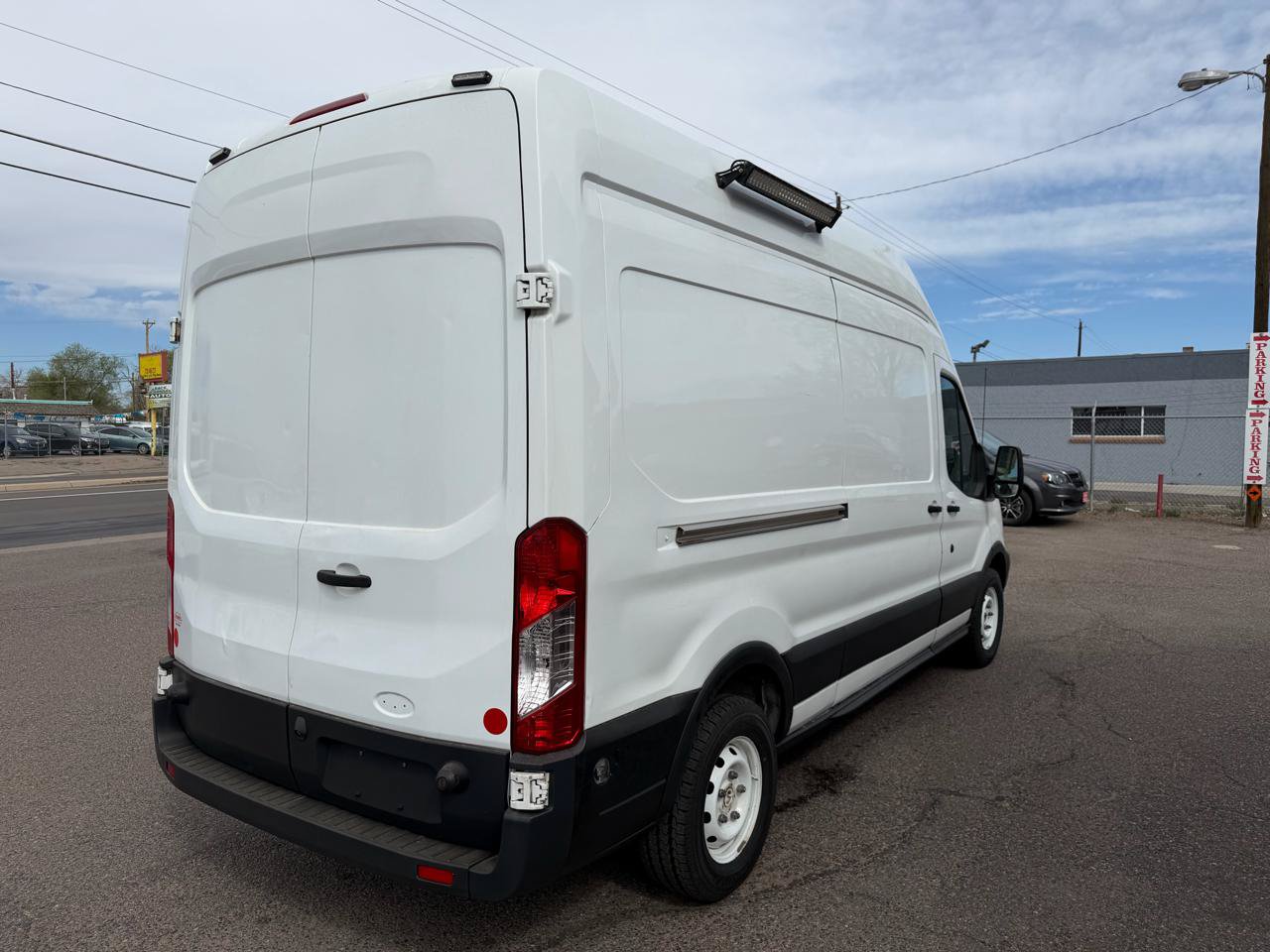 Used 2017 Ford Transit 250 148 High Roof RWD image 9