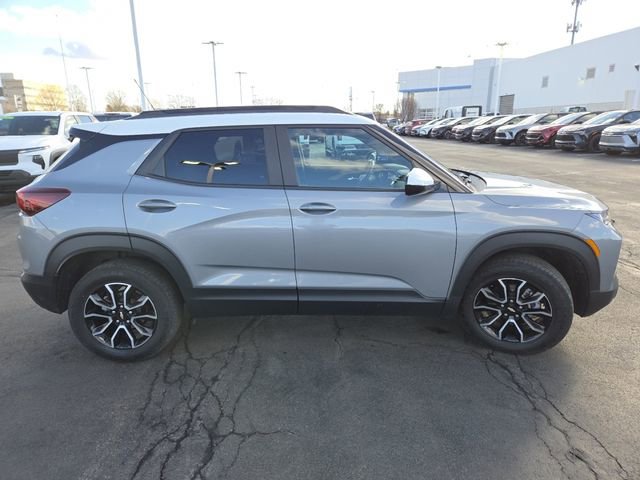 Used 2023 Chevrolet TrailBlazer ACTIV w/ Convenience Package image 18