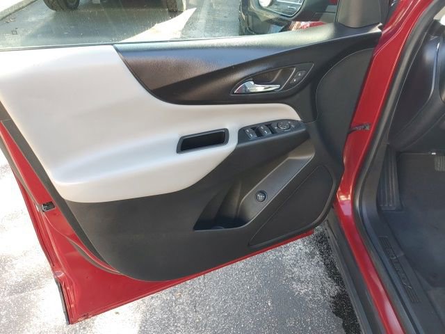 Used 2018 Chevrolet Equinox LT image 5