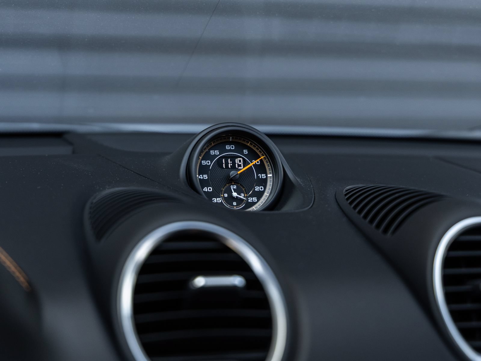 Certified 2025 Porsche 718 Boxster Spyder RS RWD image 38