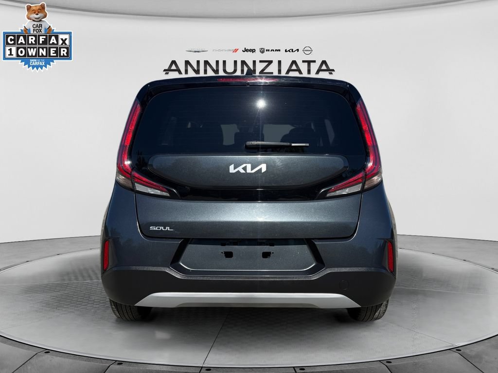 Certified 2025 Kia Soul LX w/ LX Technology Package FWD image 4
