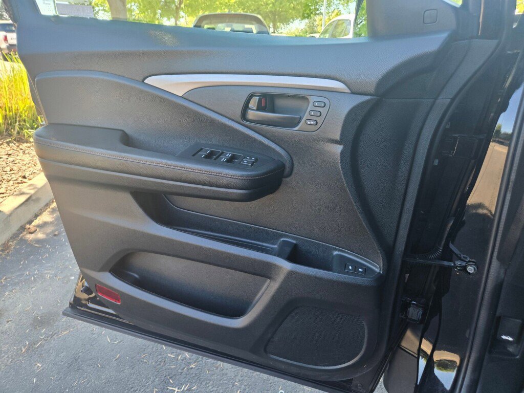 Certified 2023 Honda Passport TrailSport image 22