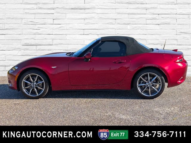 Used 2023 MAZDA MX-5 Miata Grand Touring RWD image 7
