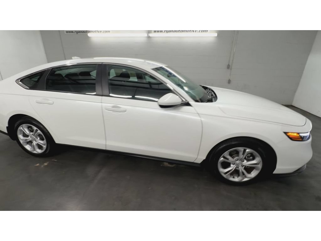Certified 2025 Honda Accord LX image 2