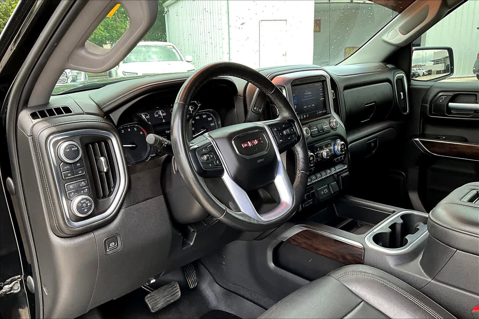 Used 2020 GMC Sierra 1500 SLT AWD/4WD image 18