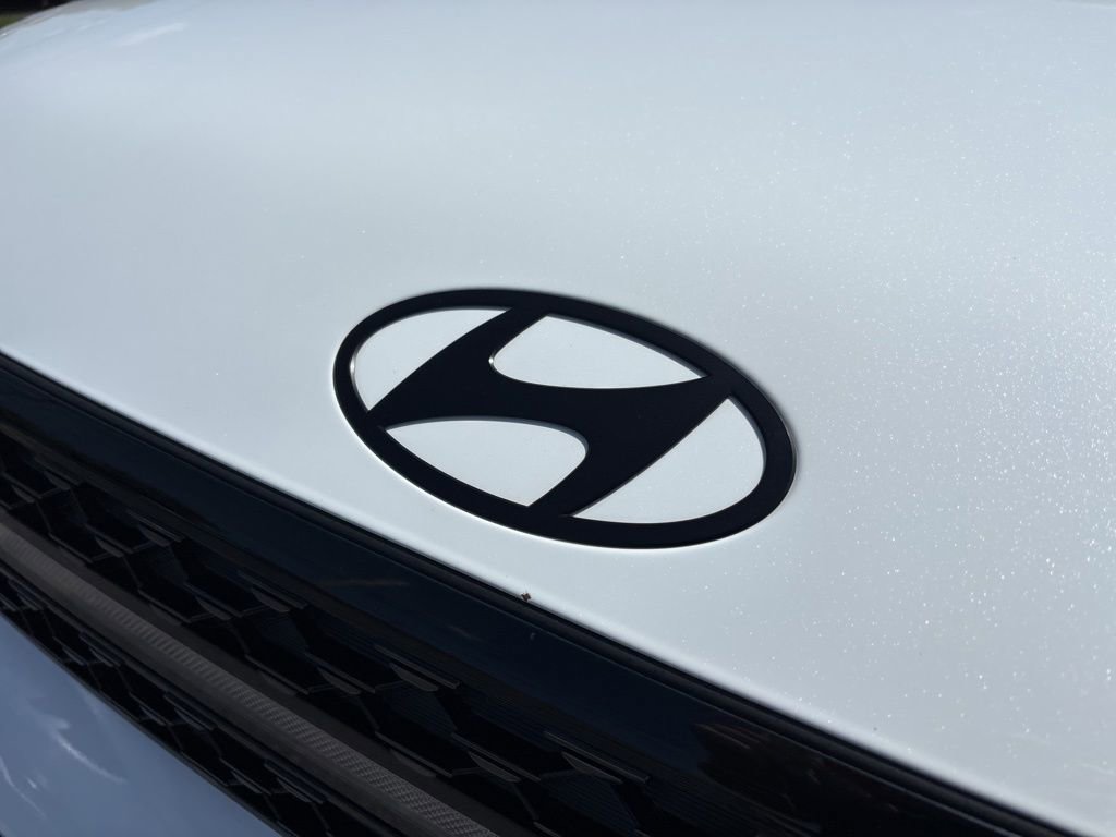 Certified 2025 Hyundai Santa Fe Calligraphy AWD/4WD image 9