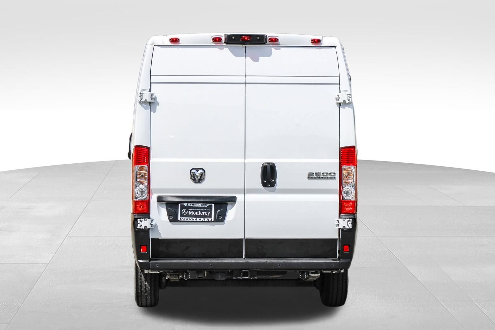 Used 2024 RAM ProMaster 2500 FWD image 7