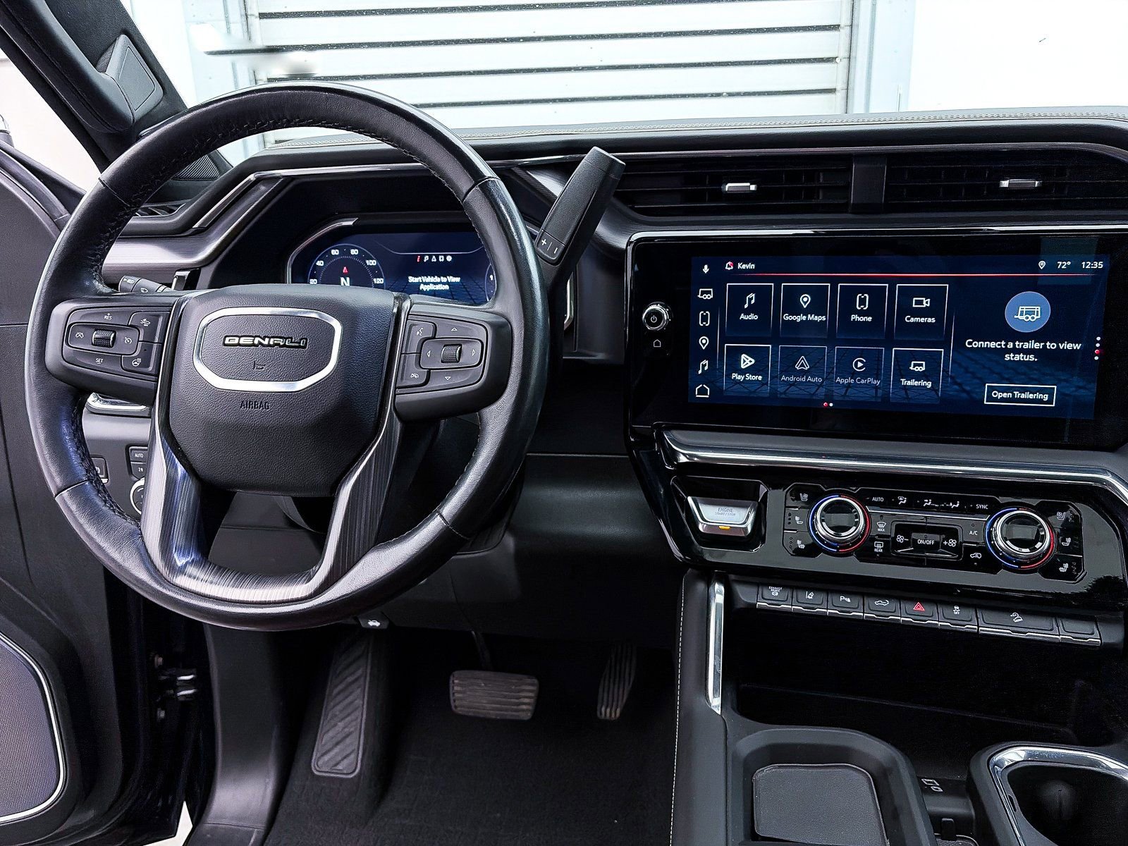 Used 2024 GMC Sierra 2500 Denali Ultimate image 8