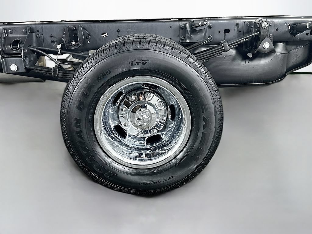 New 2026 RAM 3500 Tradesman w/ Chrome Appearance Group A AWD/4WD image 16