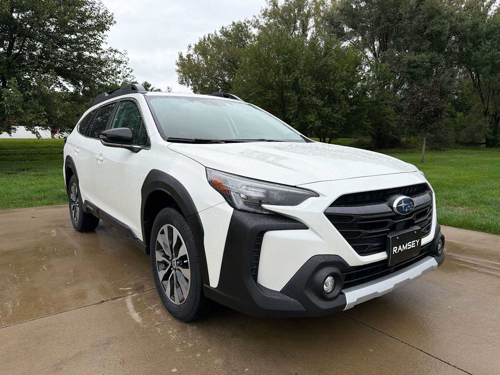 Certified 2024 Subaru Outback Limited AWD/4WD image 8